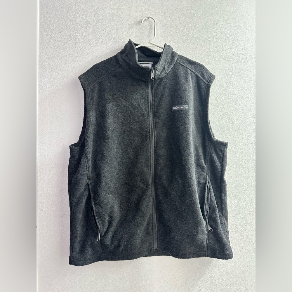 Men’s Columbia Vest